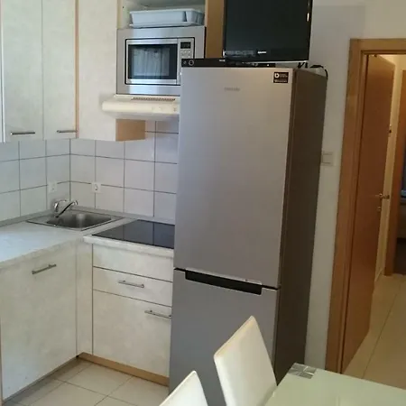 Apartments Vila Tisa Mali Losinj Exterior photo