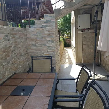 Apartments Vila Tisa Mali Losinj Exterior photo